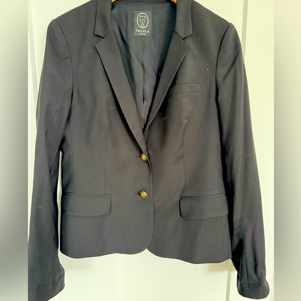 Aritzia Black Blazer